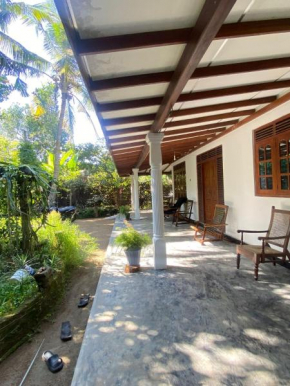 Guruge villa